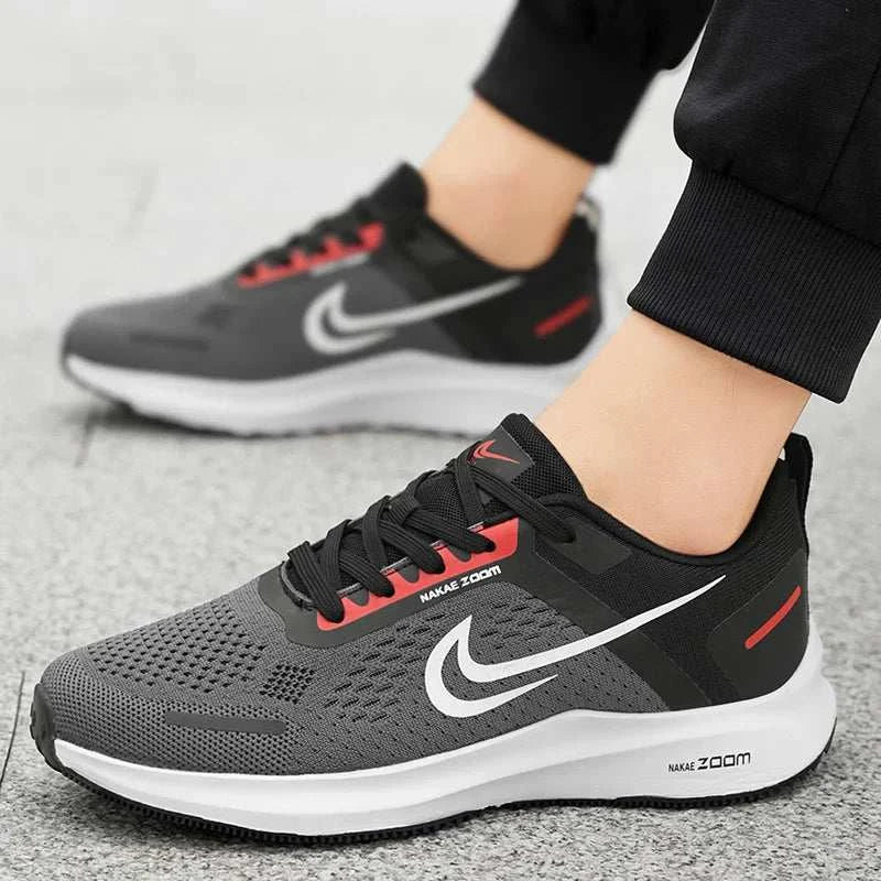 Men's lightweight running shoes black and grey breathable mesh athletic sneakers with non-slip sole and sporty design
