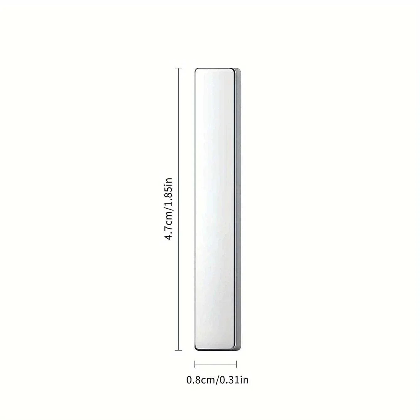 Compact Nail Art Magnetic Pen measuring 4.7cm by 0.8cm for creating 3D cat eye gel polish effects.