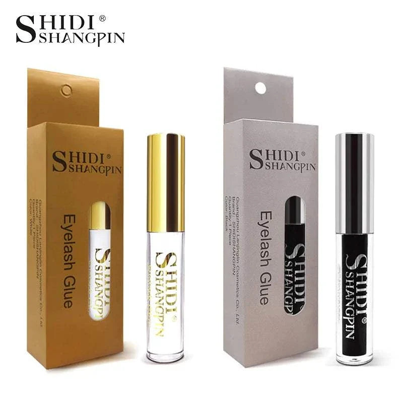 Glitter eyeshadow palette with shimmering, long-lasting colors and waterproof formula in sleek packaging
