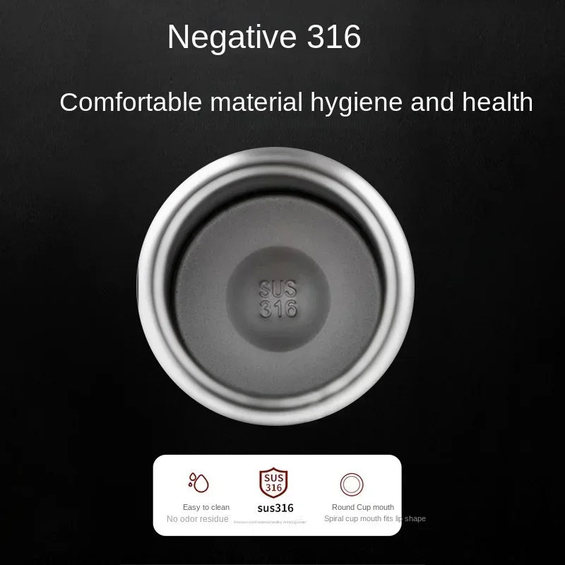 Top view of the lid of a 1L Hot & Cold Stainless Steel Thermos made from SUS 316 stainless steel with easy-to-clean, odor-resistant, and round spiral cup mouth design.