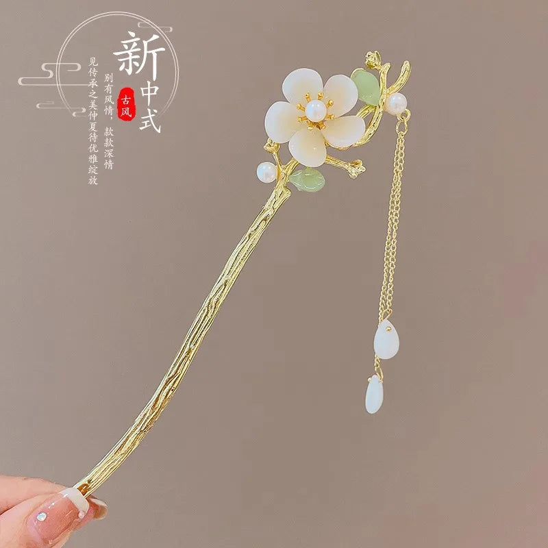 Elegant Chinese Style Flower Tassel Hairpin