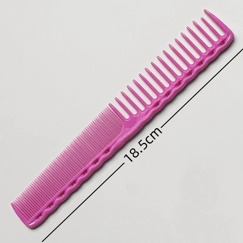 Professional haircut comb in pink resin with dual-sided teeth, 18.5cm length, anti-static and ergonomic design for salon and home use
