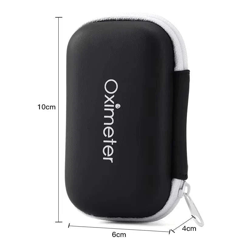 Black zippered carrying case for oximeter with dimensions 10cm x 6cm x 4cm.