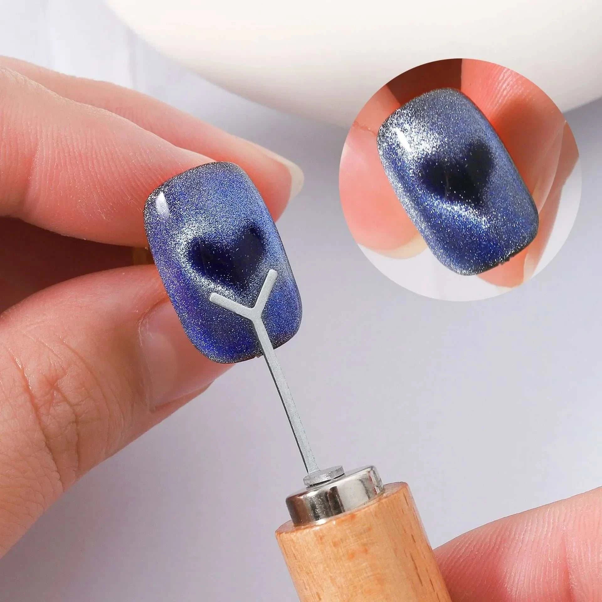 Heart Shaped Cat Eye Magnet