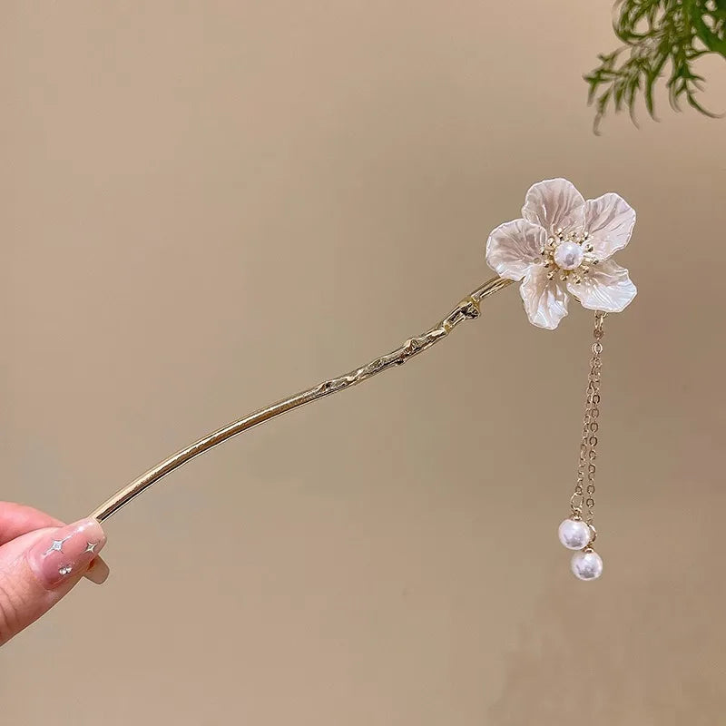 Elegant Chinese Style Flower Tassel Hairpin