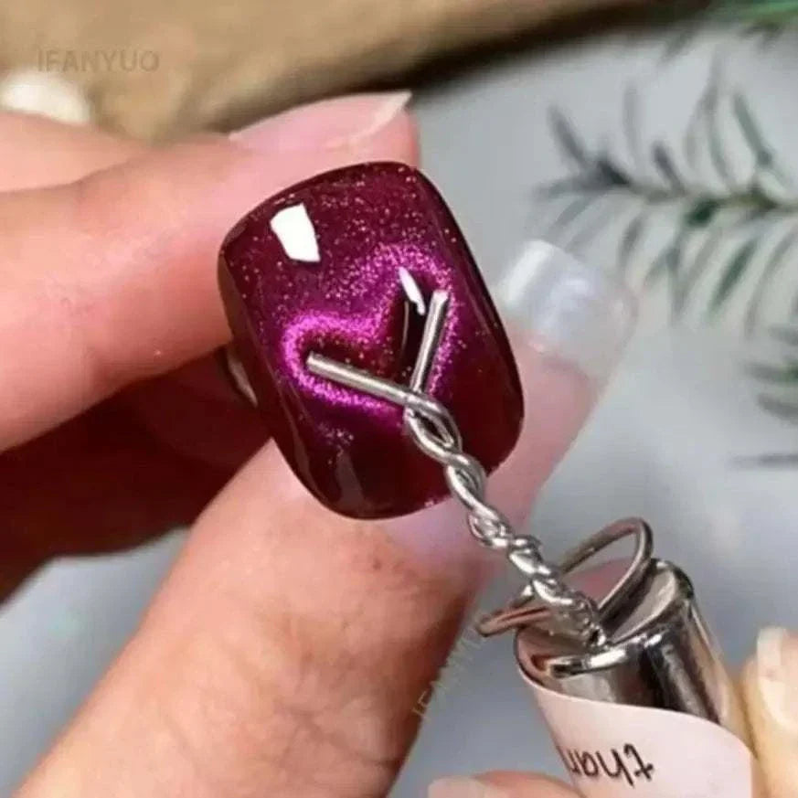 Heart Shaped Cat Eye Magnet