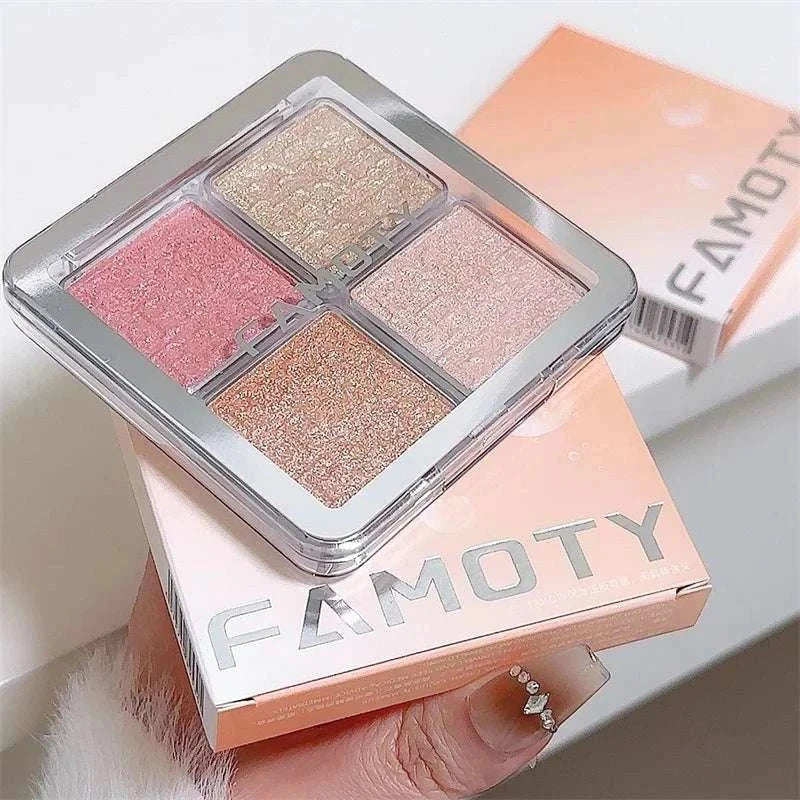 4 Colors Diamond Highlighter Powder Palette with four radiant shimmering shades in a compact, travel-friendly case